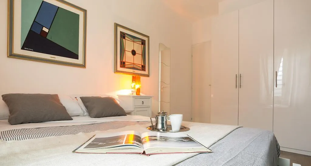 Appartement Joivy Mazzini Brera à Milan Italie